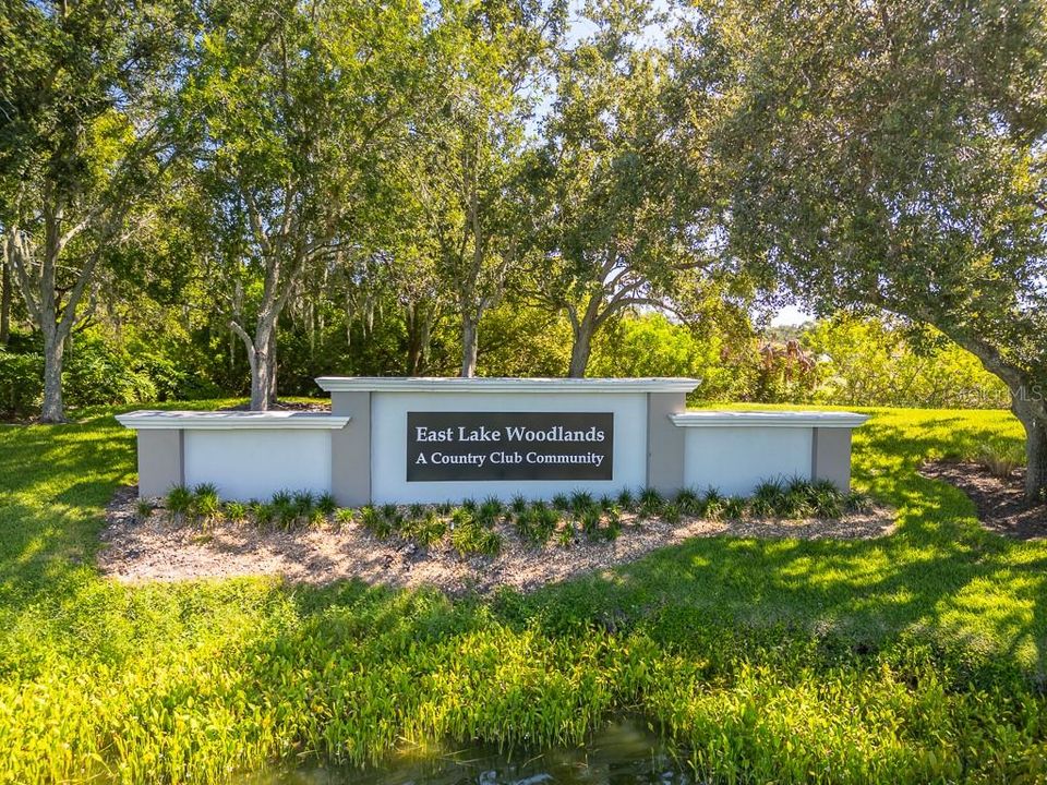 For Sale: $299,000 (3 beds, 2 baths, 1755 Square Feet)