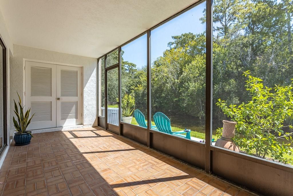 For Sale: $299,000 (3 beds, 2 baths, 1755 Square Feet)