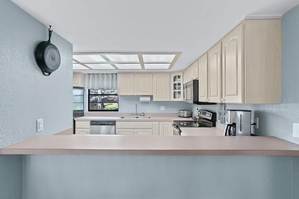 For Sale: $299,000 (3 beds, 2 baths, 1755 Square Feet)