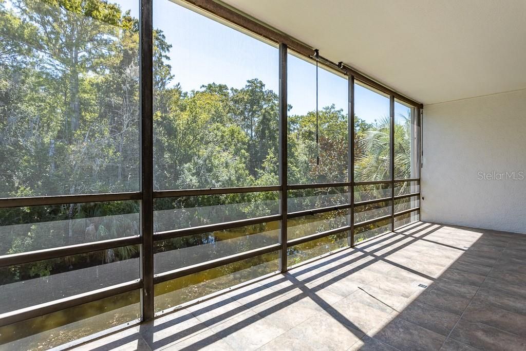 For Sale: $299,000 (3 beds, 2 baths, 1755 Square Feet)