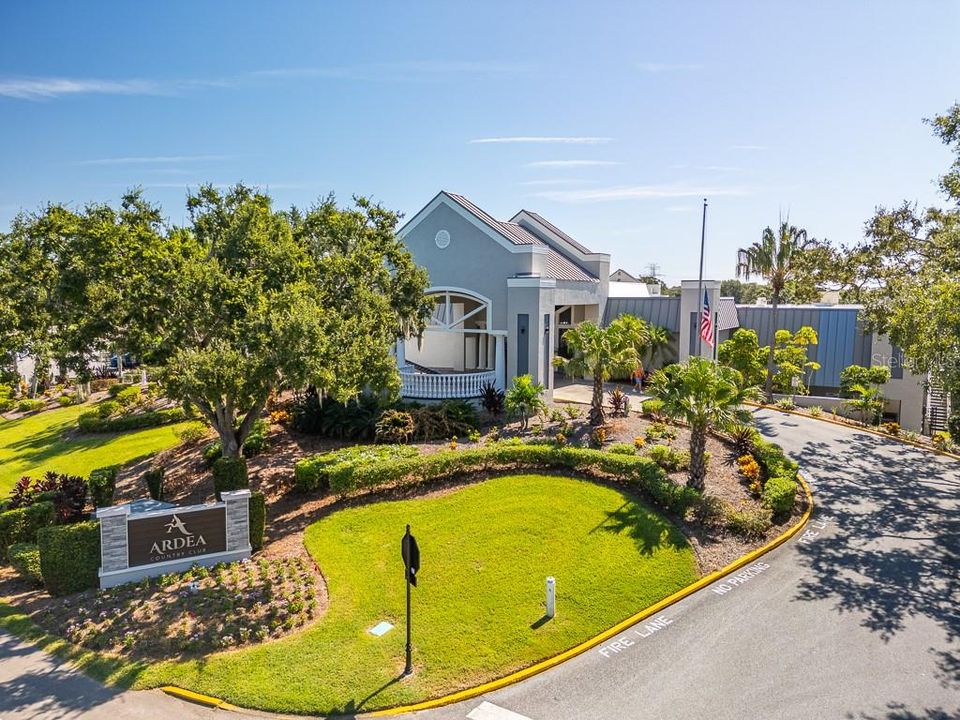 For Sale: $299,000 (3 beds, 2 baths, 1755 Square Feet)