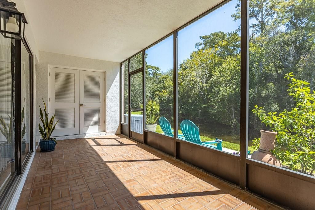 For Sale: $299,000 (3 beds, 2 baths, 1755 Square Feet)