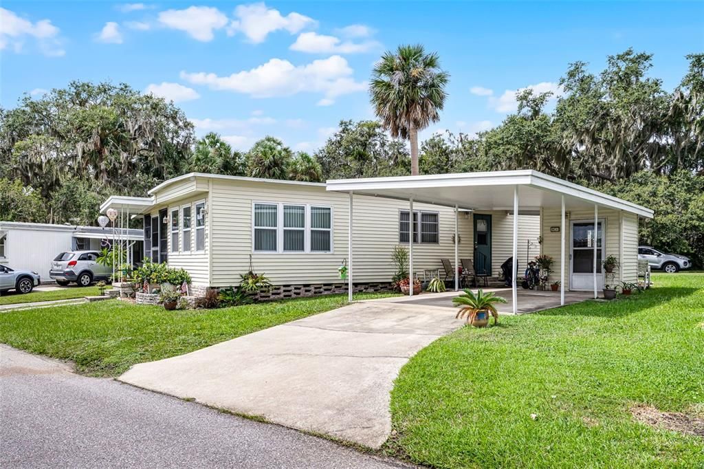 For Sale: $74,500 (1 beds, 1 baths, 624 Square Feet)