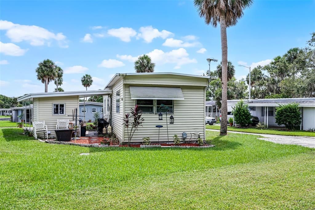 For Sale: $74,500 (1 beds, 1 baths, 624 Square Feet)