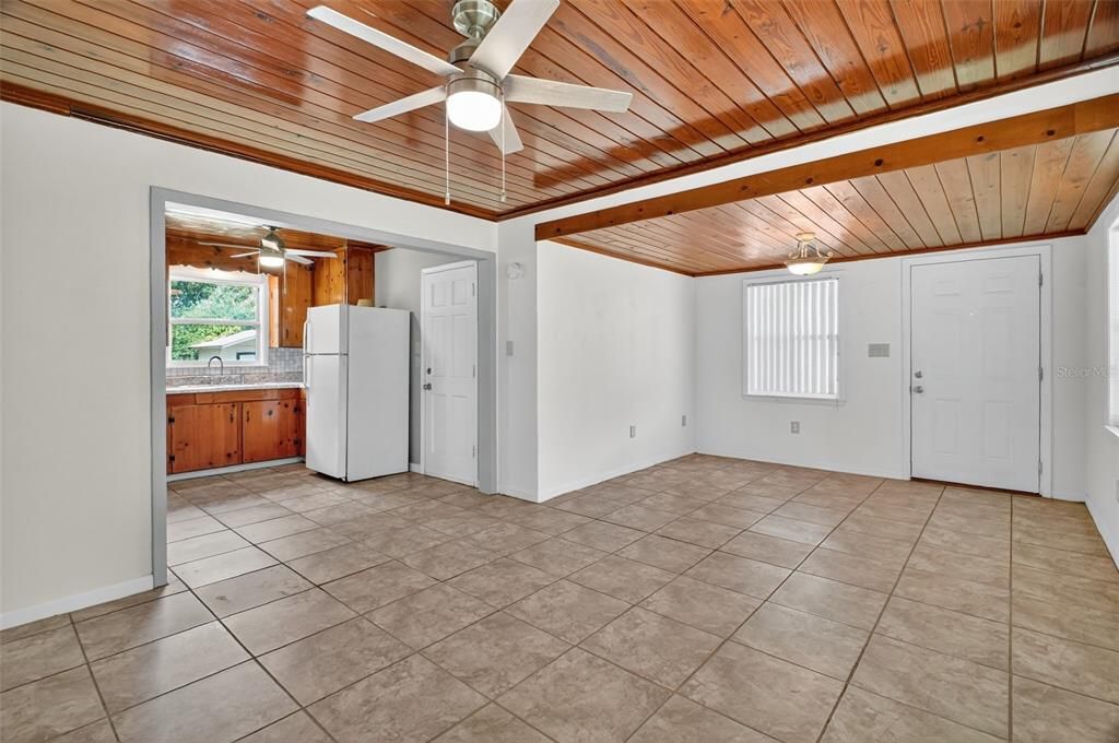 En Venta: $129,000 (2 camas, 1 baños, 624 Pies cuadrados)