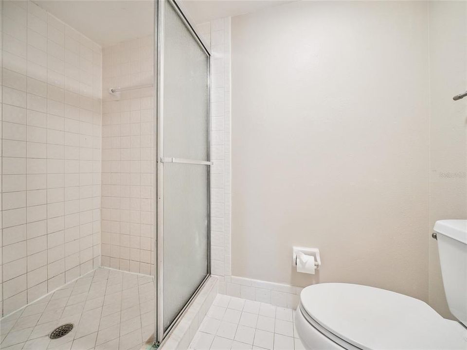 For Sale: $229,900 (2 beds, 2 baths, 1602 Square Feet)