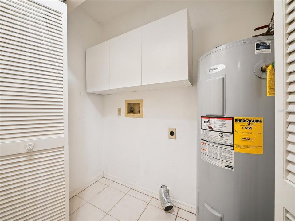 For Sale: $229,900 (2 beds, 2 baths, 1602 Square Feet)