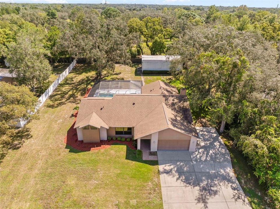 Activo con contrato: $435,000 (3 camas, 2 baños, 2027 Pies cuadrados)