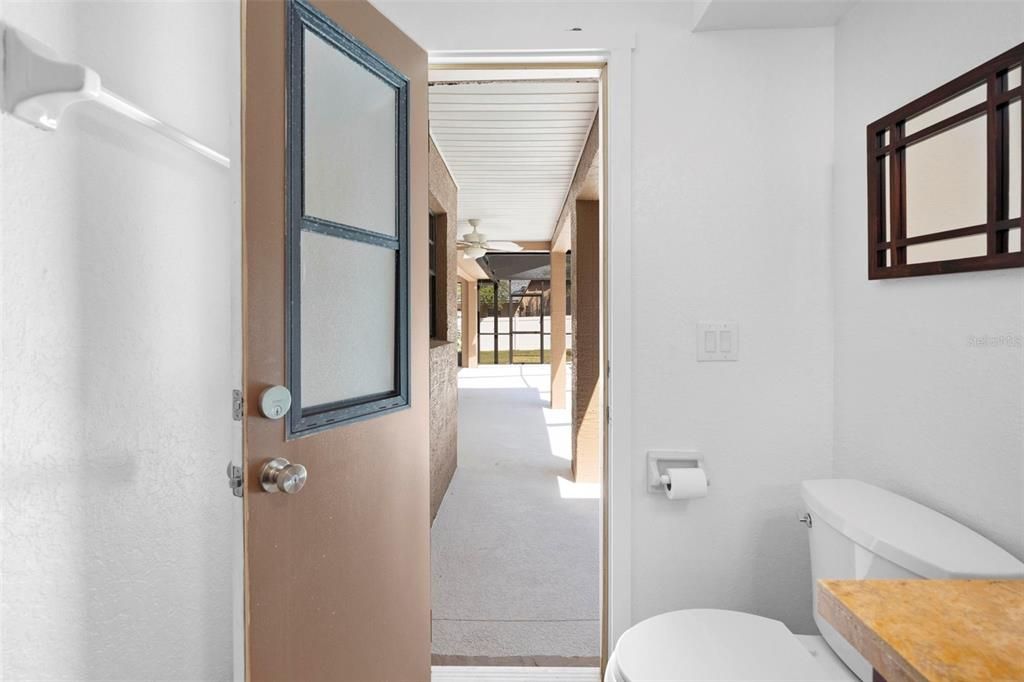 Activo con contrato: $435,000 (3 camas, 2 baños, 2027 Pies cuadrados)