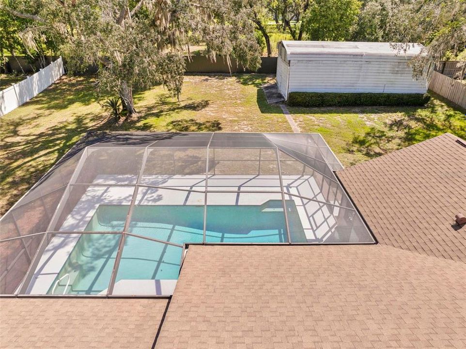 Activo con contrato: $435,000 (3 camas, 2 baños, 2027 Pies cuadrados)