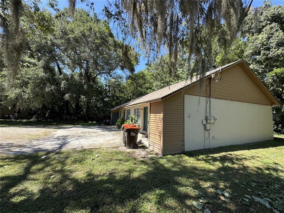 合同活跃: $269,000 (4 贝兹, 0 浴室, 1674 平方英尺)