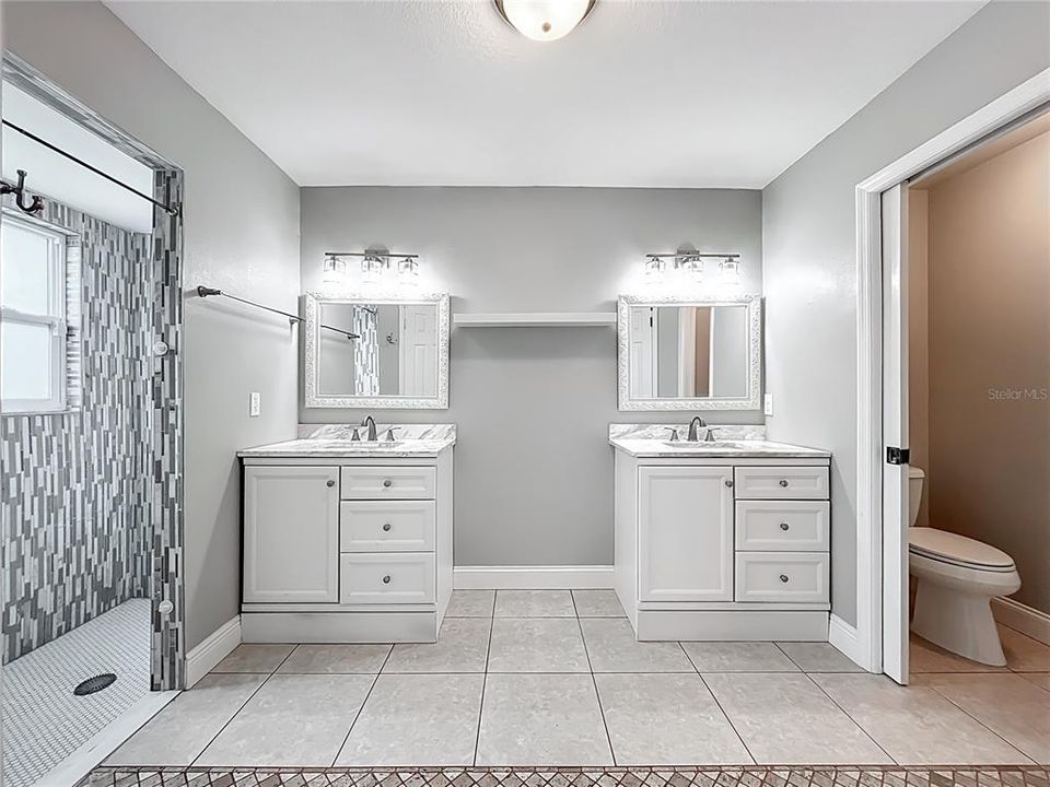 出租: $3,300 (4 贝兹, 2 浴室, 2026 平方英尺)