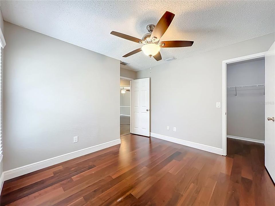 出租: $3,300 (4 贝兹, 2 浴室, 2026 平方英尺)