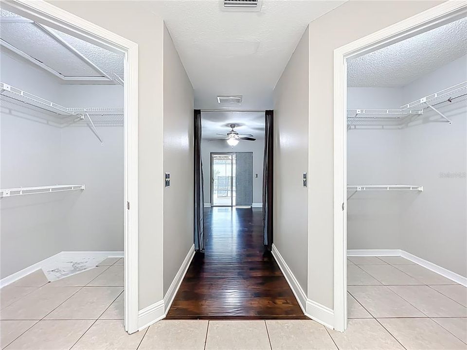 出租: $3,300 (4 贝兹, 2 浴室, 2026 平方英尺)