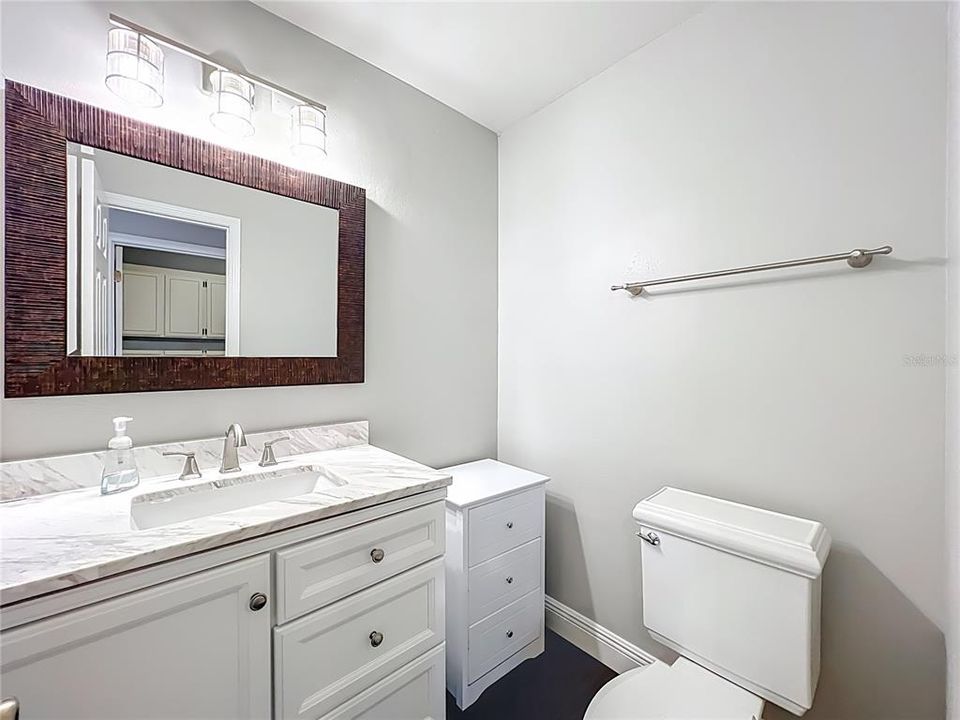 出租: $3,300 (4 贝兹, 2 浴室, 2026 平方英尺)