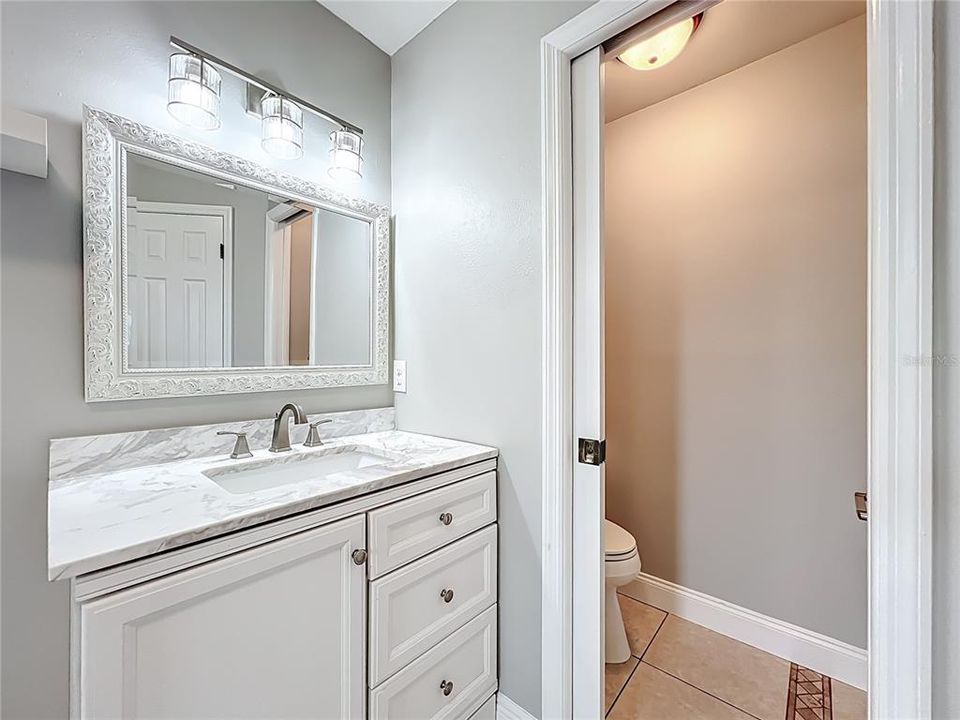 出租: $3,300 (4 贝兹, 2 浴室, 2026 平方英尺)