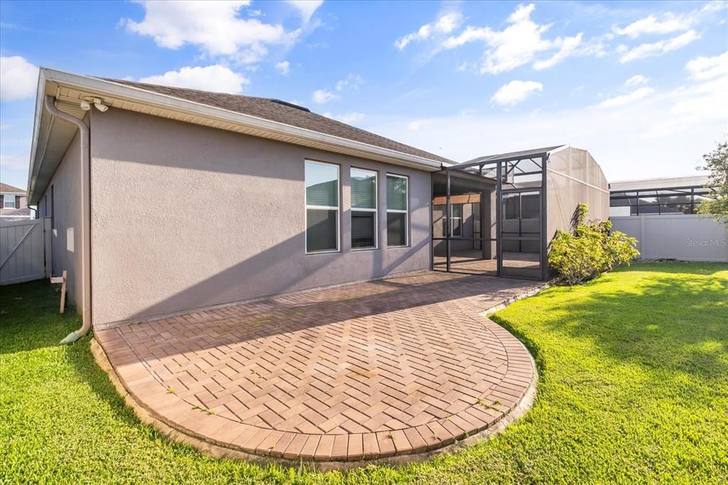 出租: $3,500 (4 贝兹, 3 浴室, 2593 平方英尺)