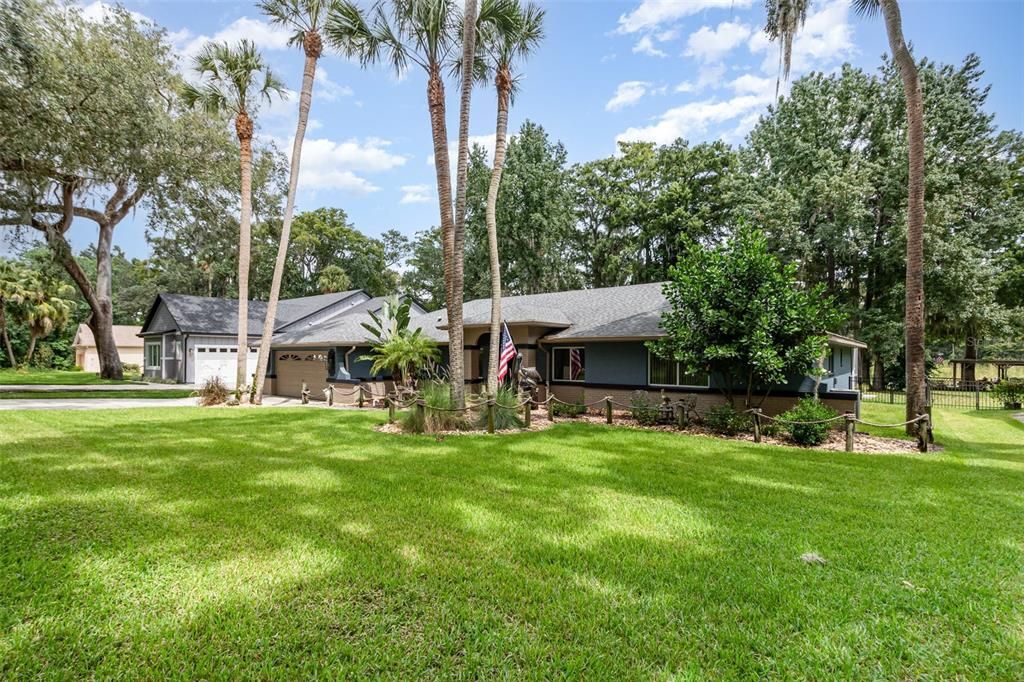 合同活跃: $585,000 (4 贝兹, 3 浴室, 2790 平方英尺)