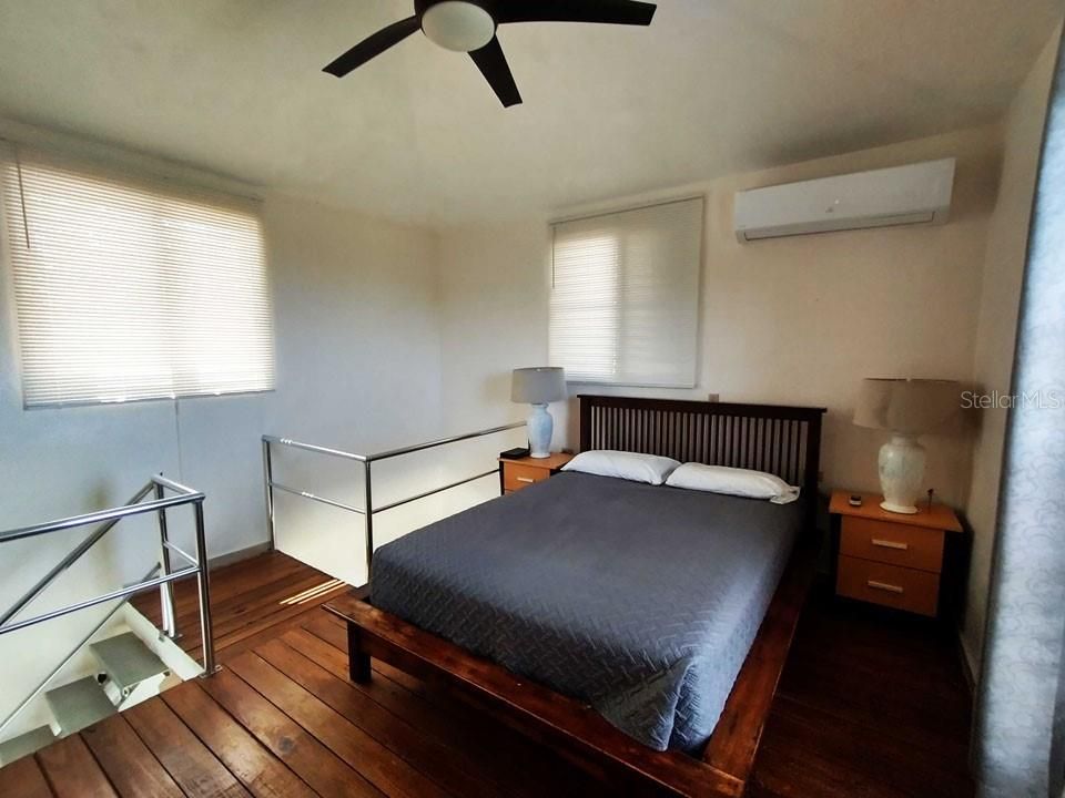 For Sale: $680,000 (3 beds, 3 baths, 2080 Square Feet)