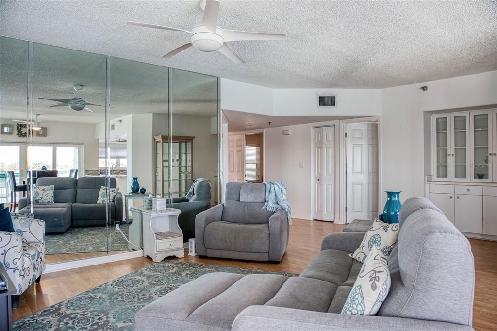 Active With Contract: $820,000 (2 beds, 2 baths, 1750 Square Feet)