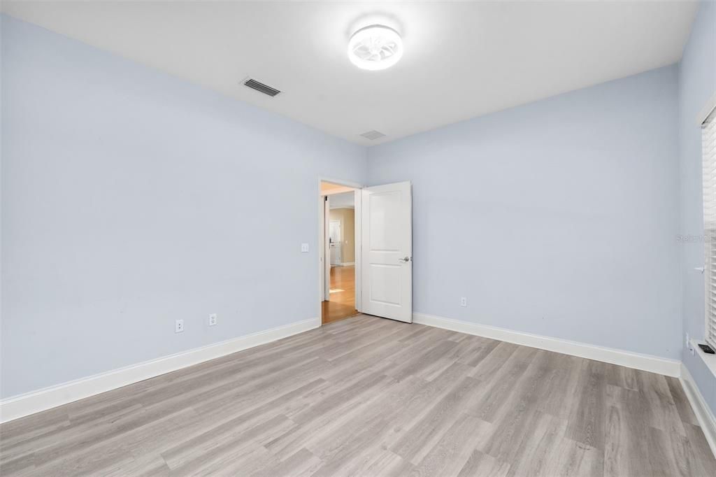 En Venta: $545,000 (3 camas, 2 baños, 2027 Pies cuadrados)