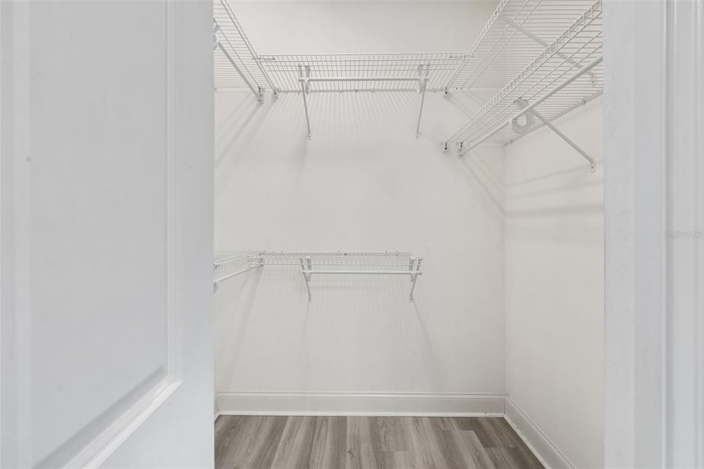 En Venta: $545,000 (3 camas, 2 baños, 2027 Pies cuadrados)