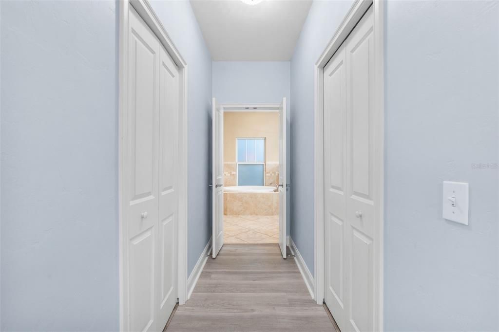 En Venta: $545,000 (3 camas, 2 baños, 2027 Pies cuadrados)