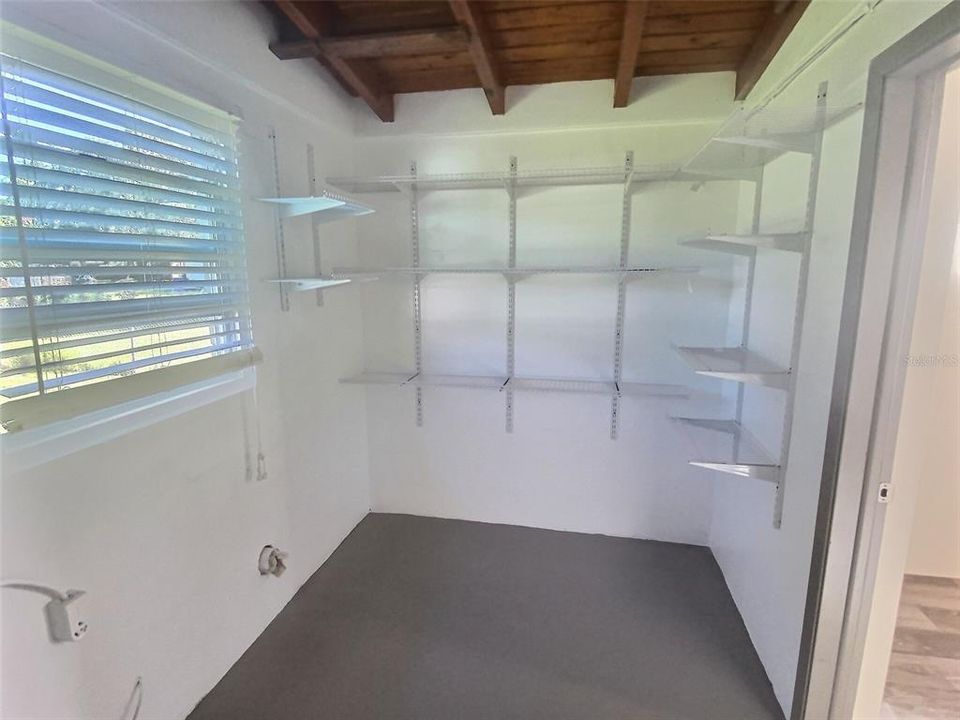 En Venta: $229,900 (2 camas, 1 baños, 1048 Pies cuadrados)