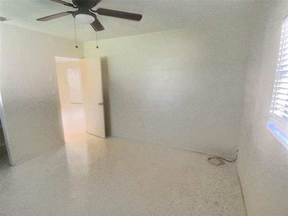 En Venta: $229,900 (2 camas, 1 baños, 1048 Pies cuadrados)