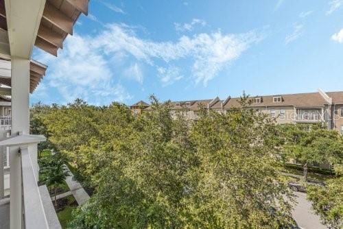 Под контрактом: $2,500 (2 спален, 2 ванн, 1435 Квадратных фут)