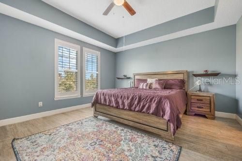 Под контрактом: $2,500 (2 спален, 2 ванн, 1435 Квадратных фут)