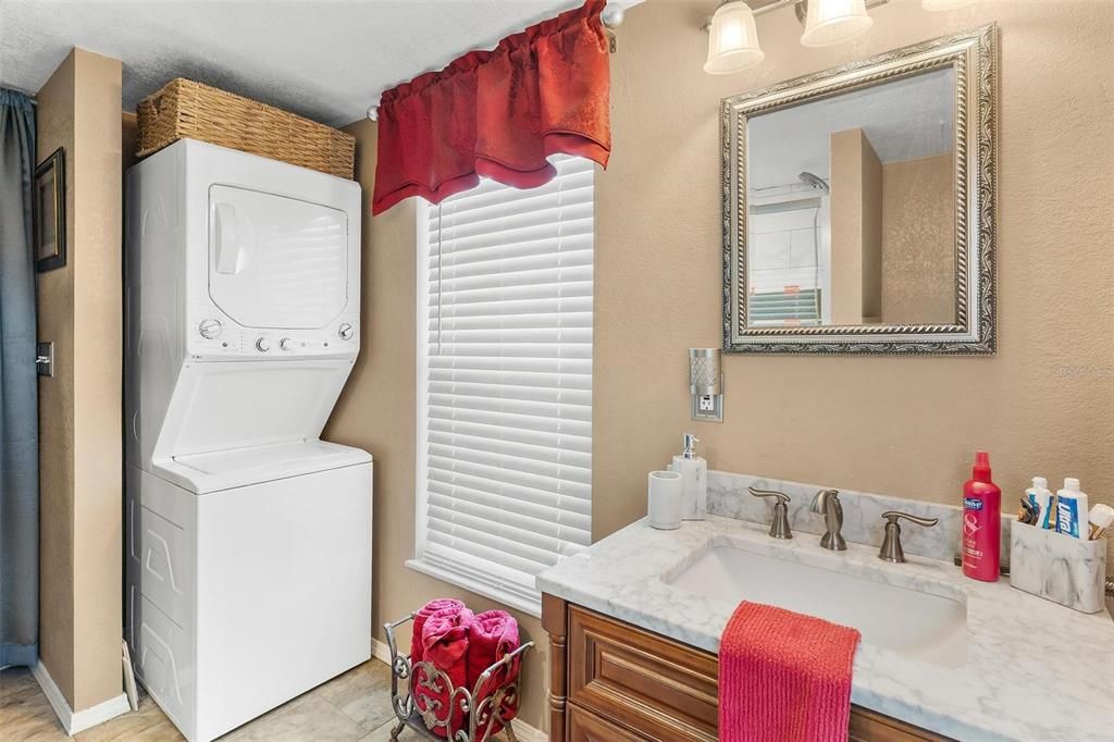 En Venta: $299,900 (0 camas, 0 baños, 2126 Pies cuadrados)