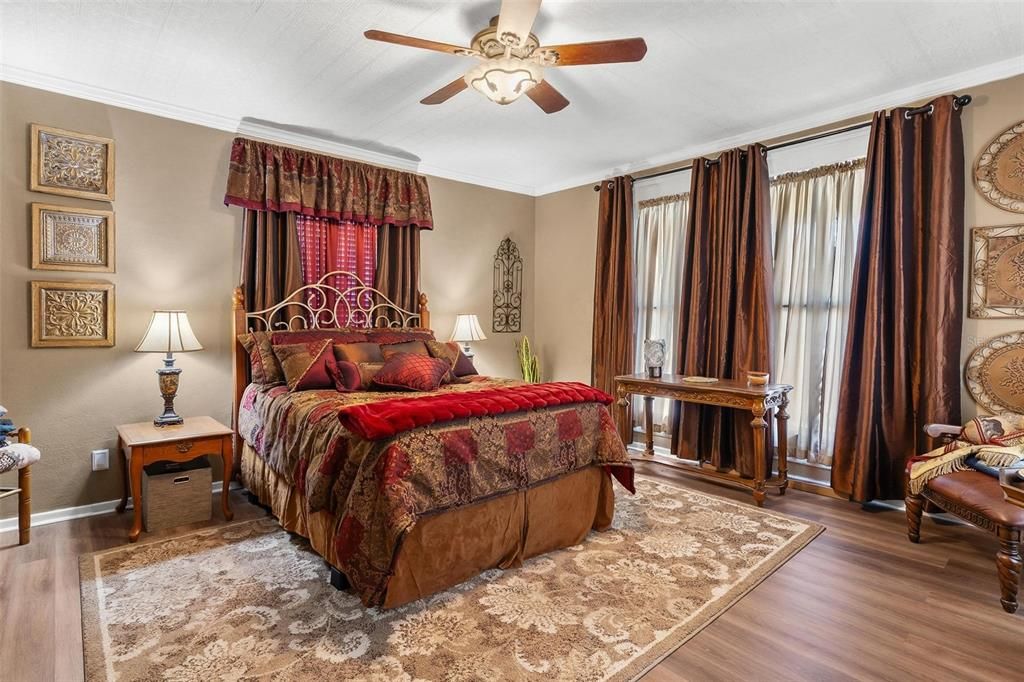 En Venta: $299,900 (0 camas, 0 baños, 2126 Pies cuadrados)