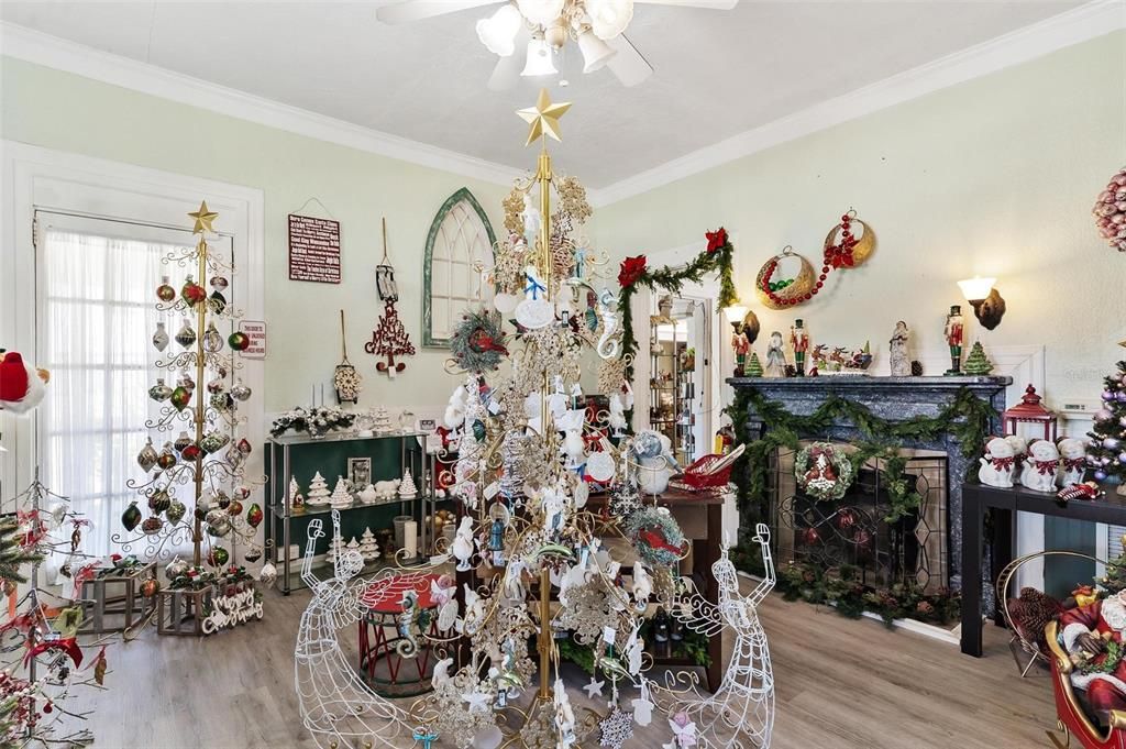 En Venta: $299,900 (0 camas, 0 baños, 2126 Pies cuadrados)