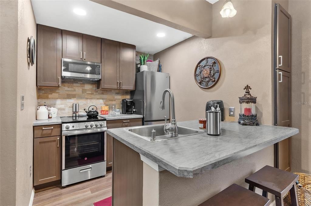 En Venta: $299,900 (0 camas, 0 baños, 2126 Pies cuadrados)