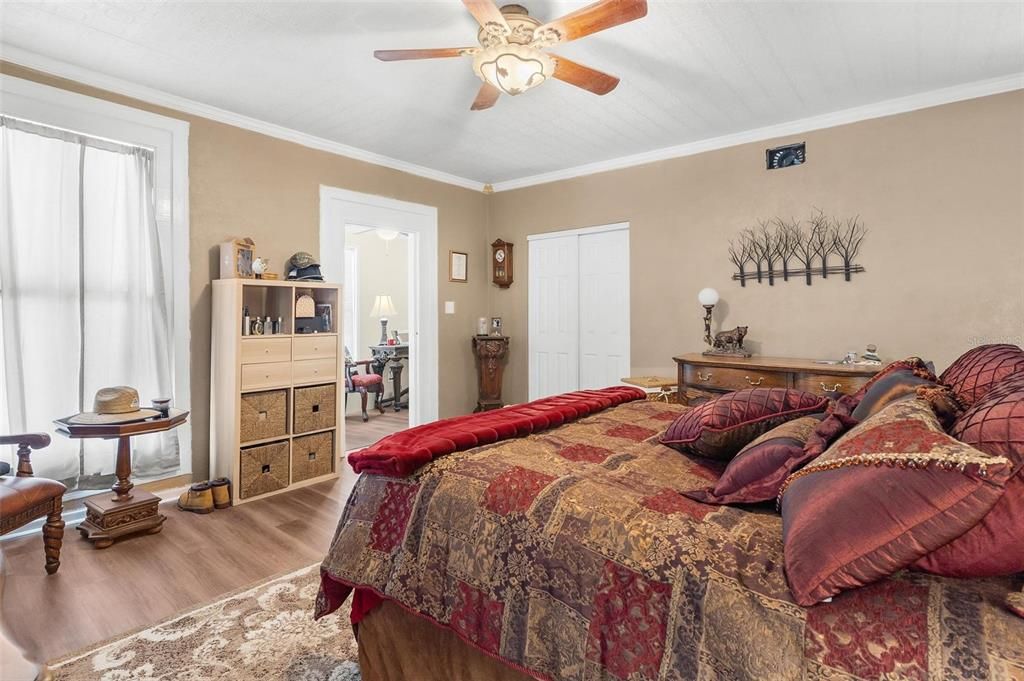 En Venta: $299,900 (0 camas, 0 baños, 2126 Pies cuadrados)