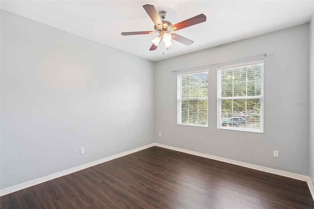 Active With Contract: $377,000 (3 beds, 2 baths, 1540 Square Feet)