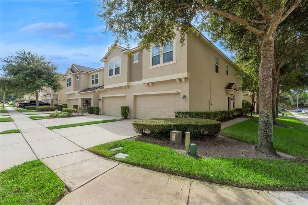 Active With Contract: $377,000 (3 beds, 2 baths, 1540 Square Feet)