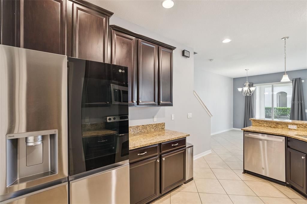 Active With Contract: $377,000 (3 beds, 2 baths, 1540 Square Feet)