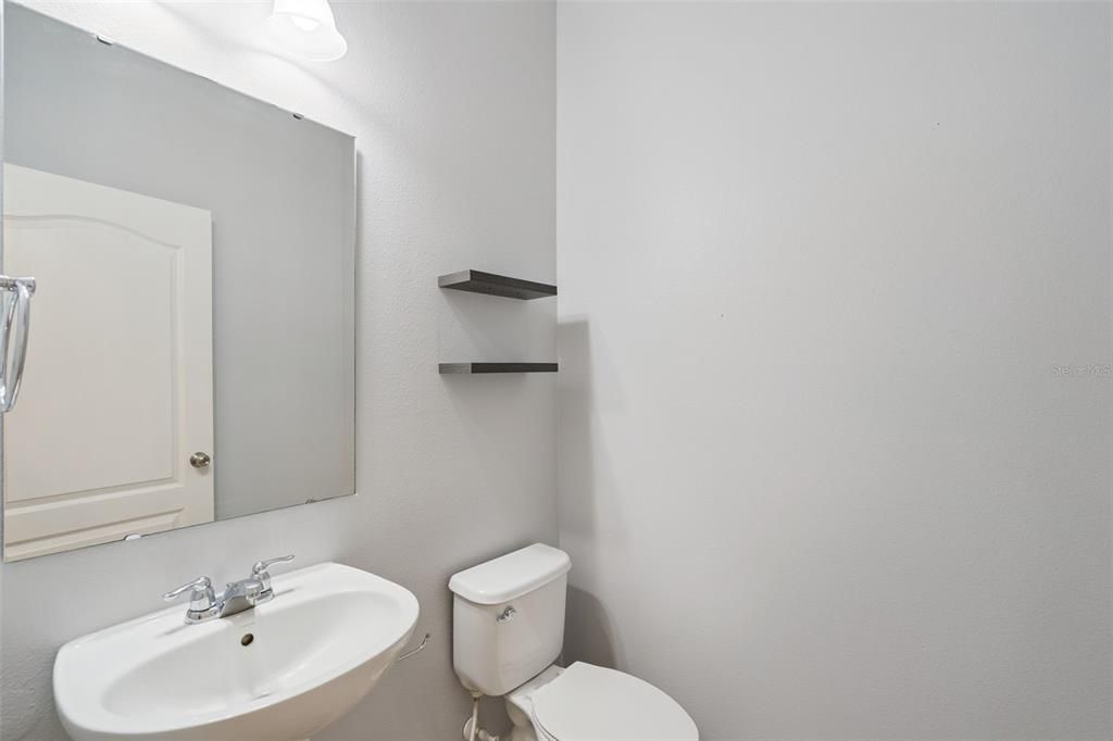 Active With Contract: $377,000 (3 beds, 2 baths, 1540 Square Feet)