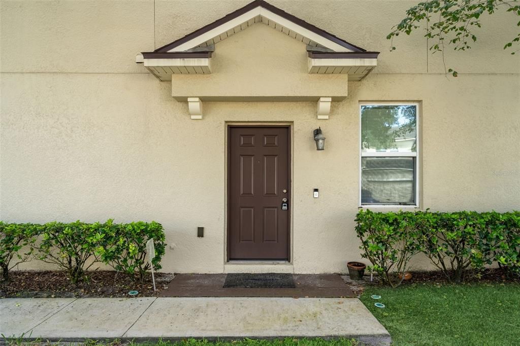 Active With Contract: $377,000 (3 beds, 2 baths, 1540 Square Feet)