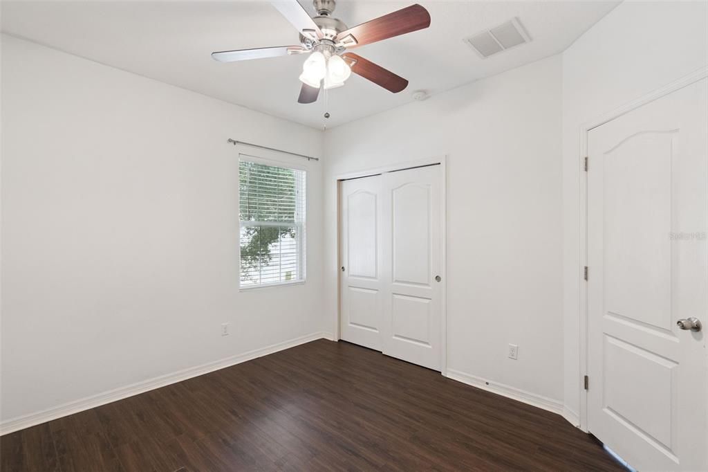 Active With Contract: $377,000 (3 beds, 2 baths, 1540 Square Feet)