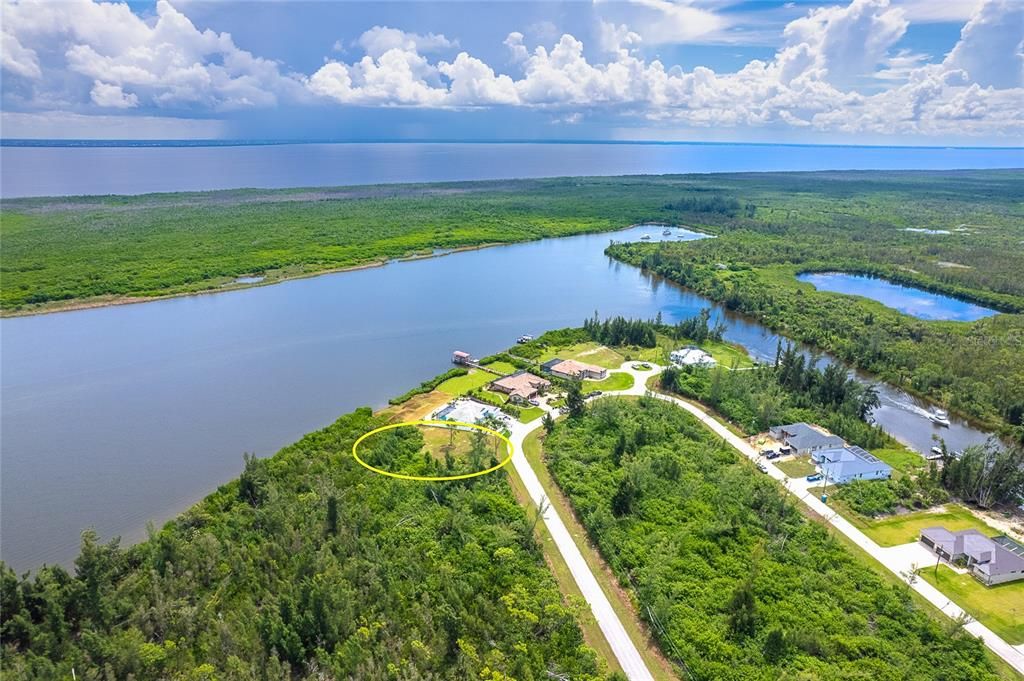 For Sale: $329,000 (0.28 acres)