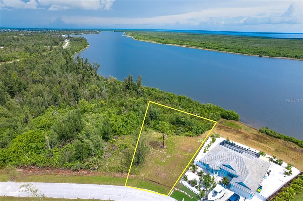 For Sale: $329,000 (0.28 acres)