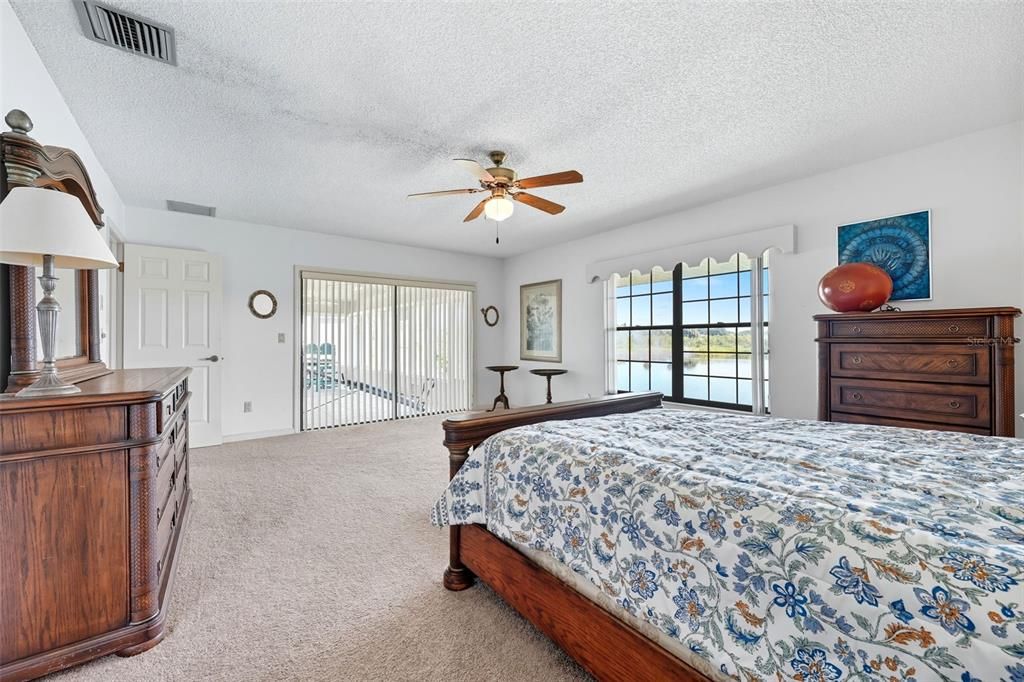 En Venta: $389,900 (2 camas, 2 baños, 2157 Pies cuadrados)