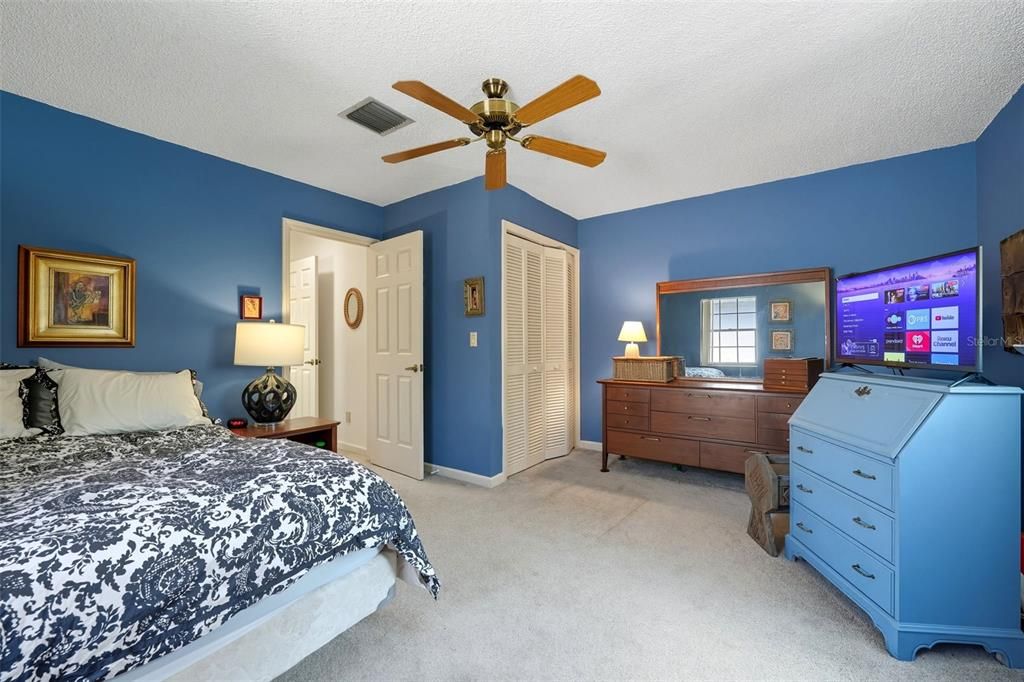 En Venta: $389,900 (2 camas, 2 baños, 2157 Pies cuadrados)