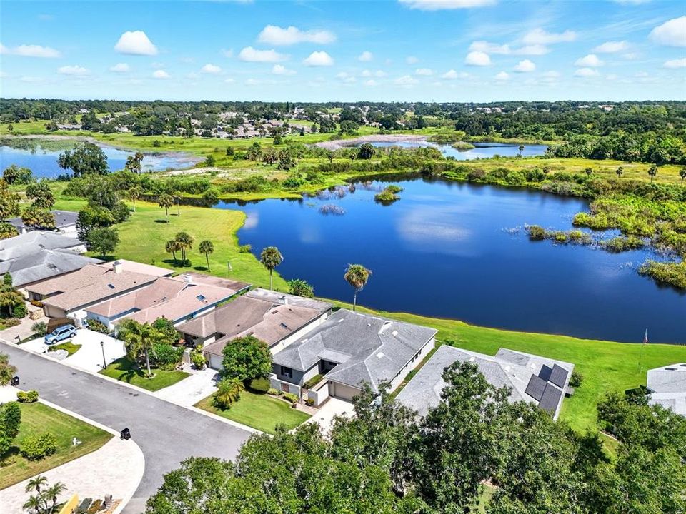 En Venta: $389,900 (2 camas, 2 baños, 2157 Pies cuadrados)