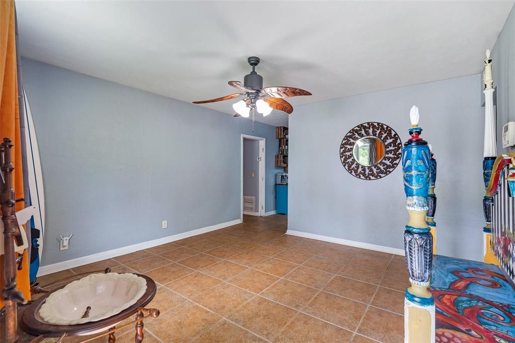 Active With Contract: $315,000 (3 beds, 2 baths, 2148 Square Feet)