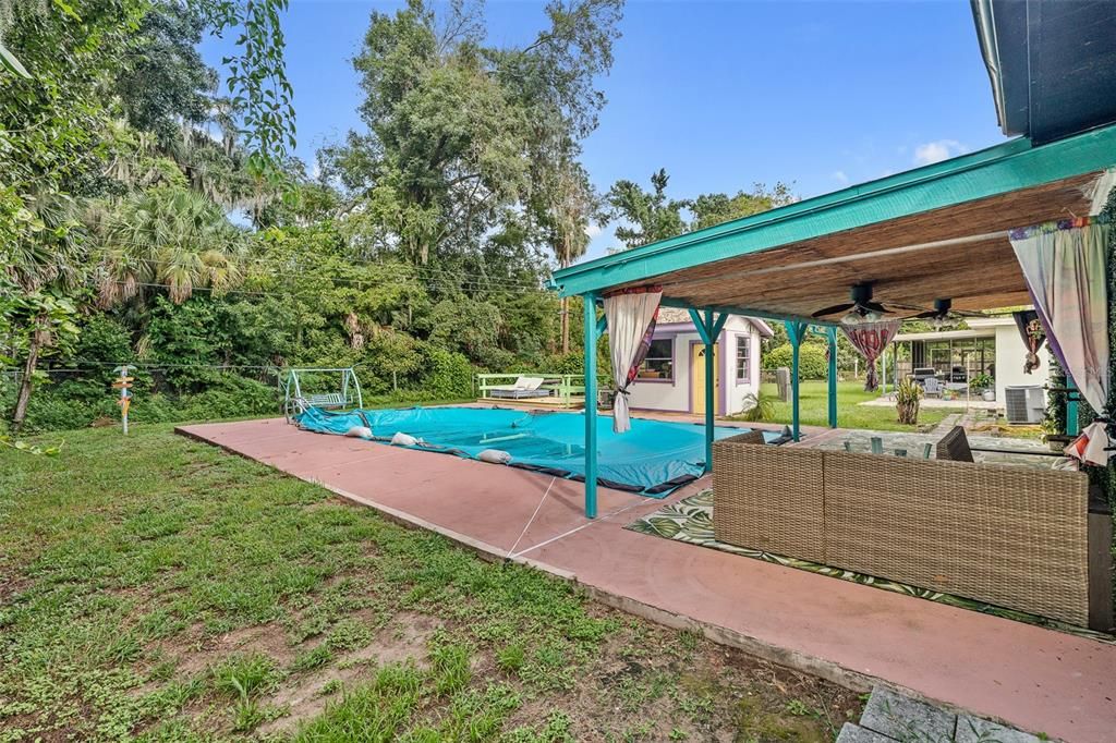 Active With Contract: $315,000 (3 beds, 2 baths, 2148 Square Feet)