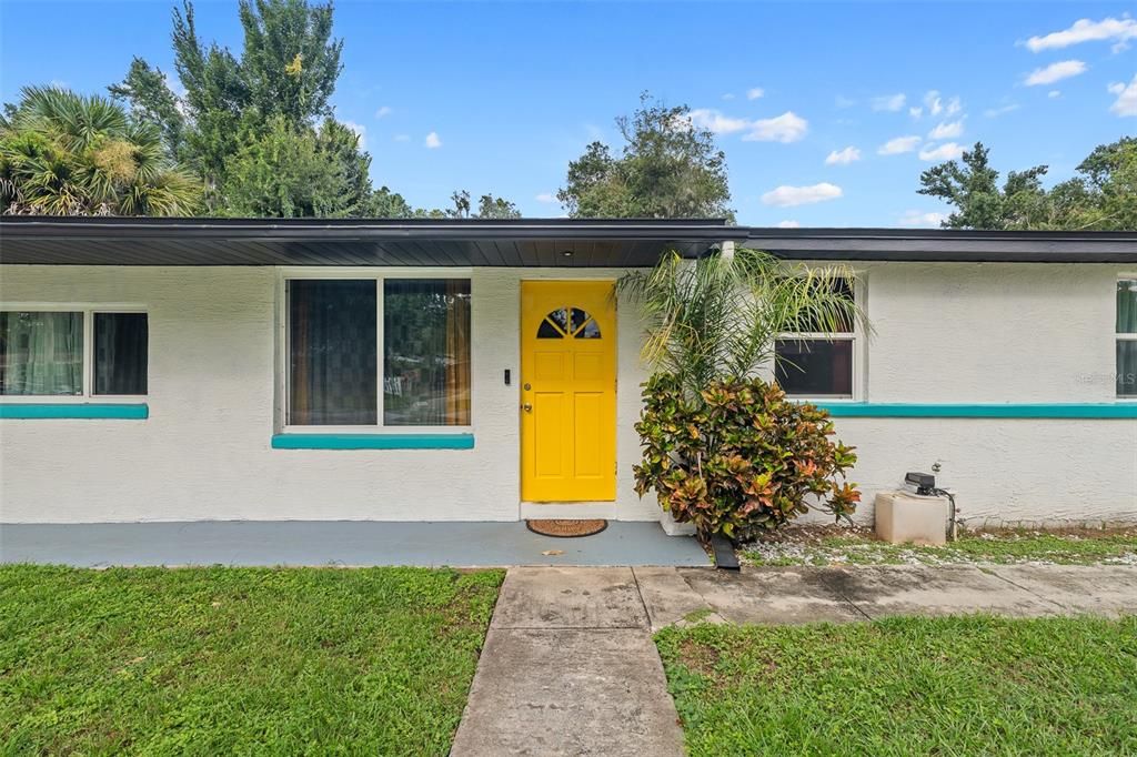 Active With Contract: $315,000 (3 beds, 2 baths, 2148 Square Feet)